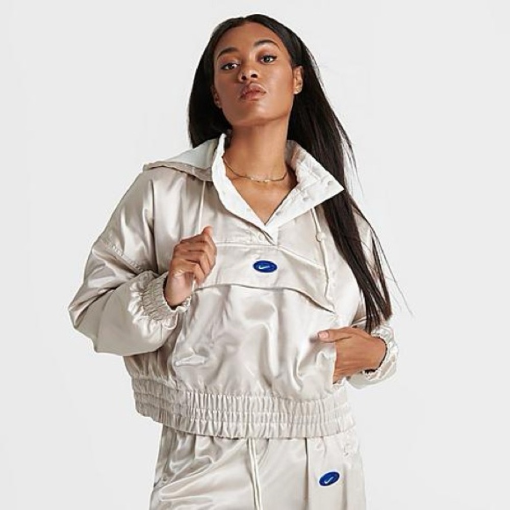 NWT NIKE Women's Sportswear Circa 96 Woven Jacket In Light